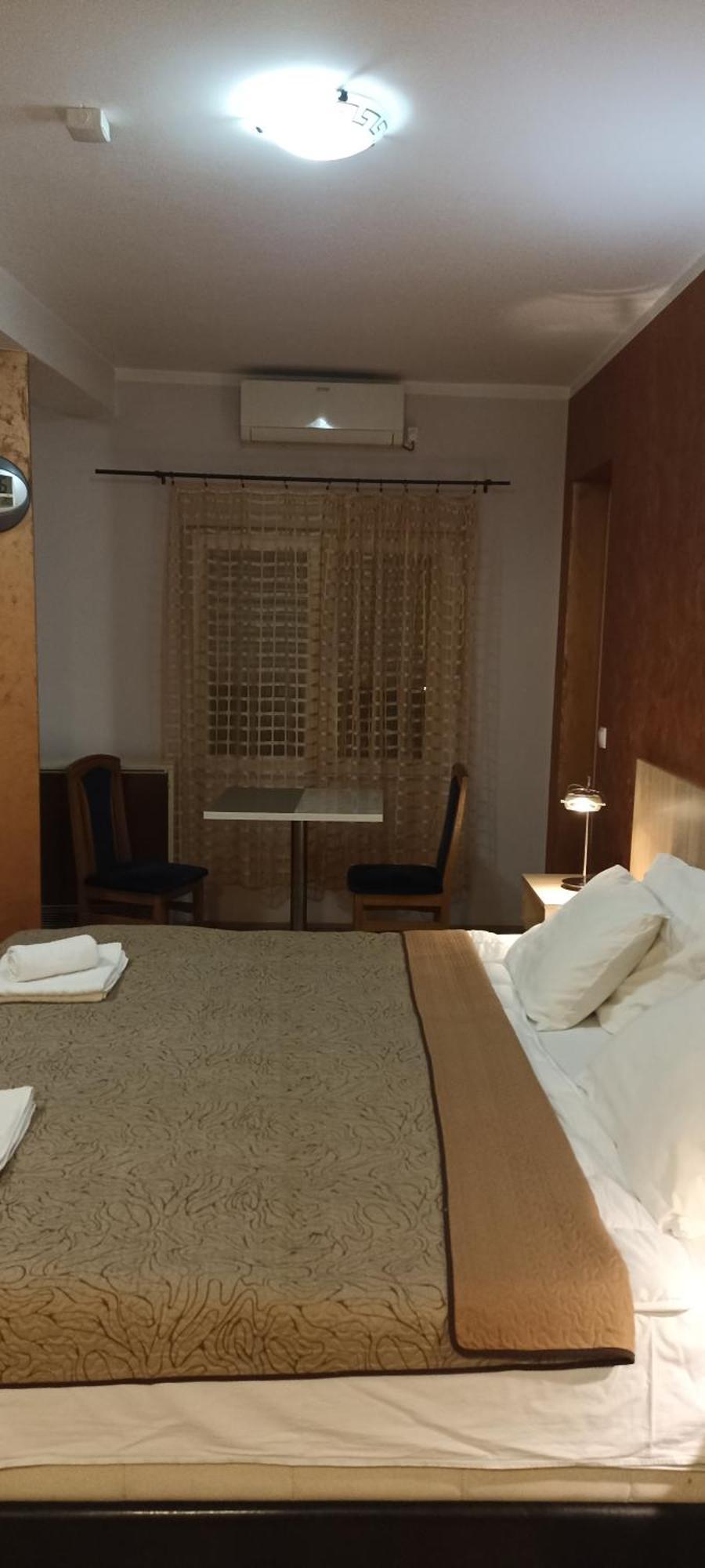 Athos Apartments Ниш Номер фото