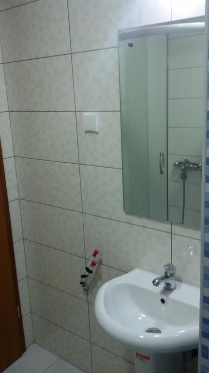 Athos Apartments Ниш Экстерьер фото